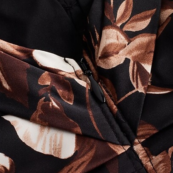 NWT Express Satin Floral Draped Neck Ruched Midi Sheath Dress Size 2 - Picture 7 of 12